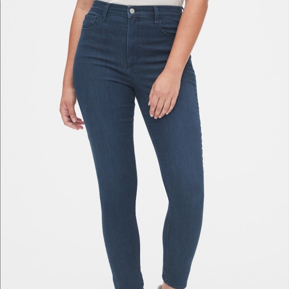 Gap high rise favorite Jeggins size 2/26